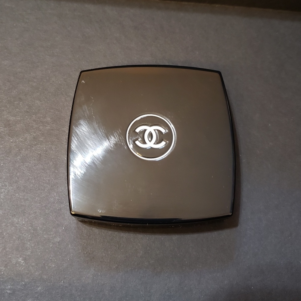 Chanel 93 smoky eyes